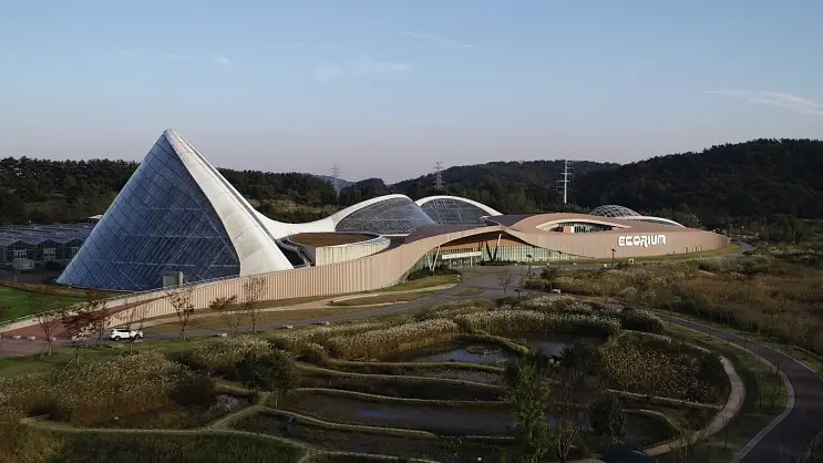 서천 국립생태원 에코리움, 3700여 종 식물을 한 눈에!