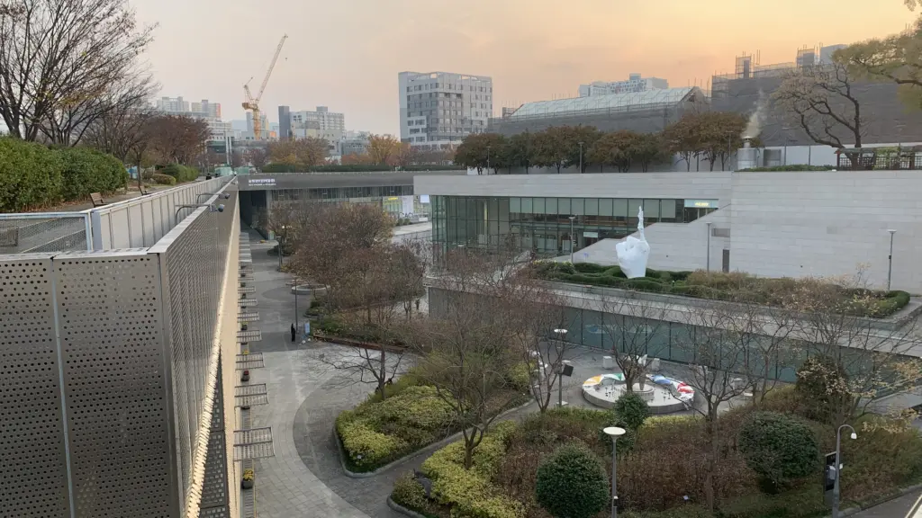 역사를 기억하는 공공건축, 국립아시아문화전당