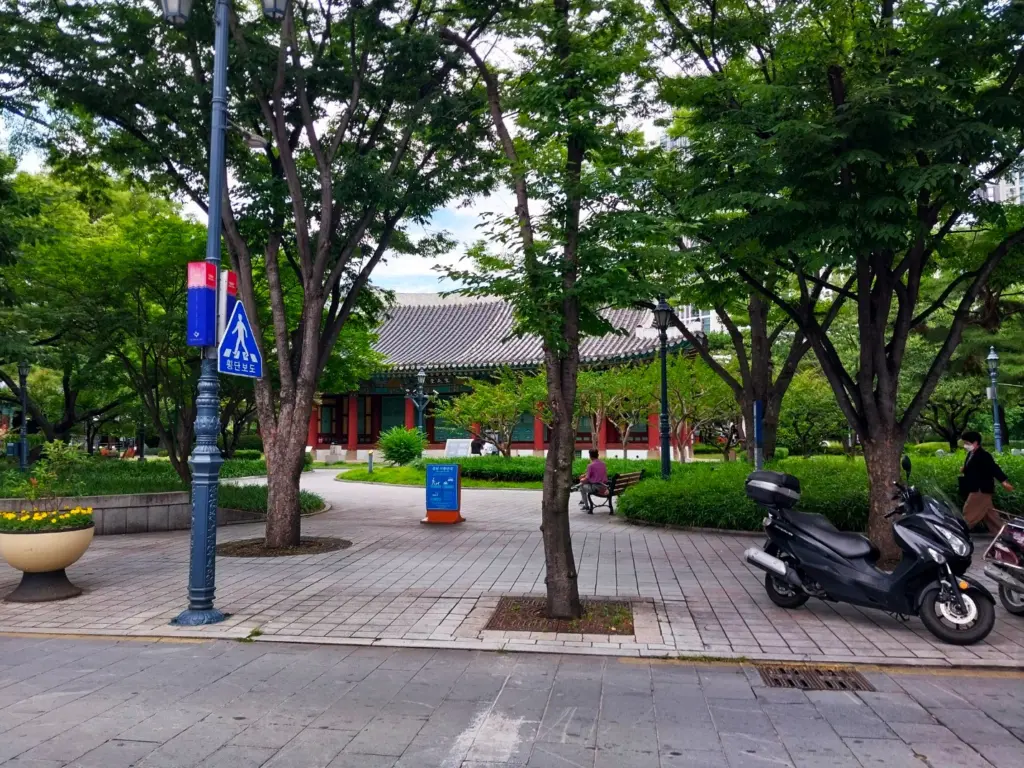 경상감영공원, 대구 한가운데 시간을 걷다.
